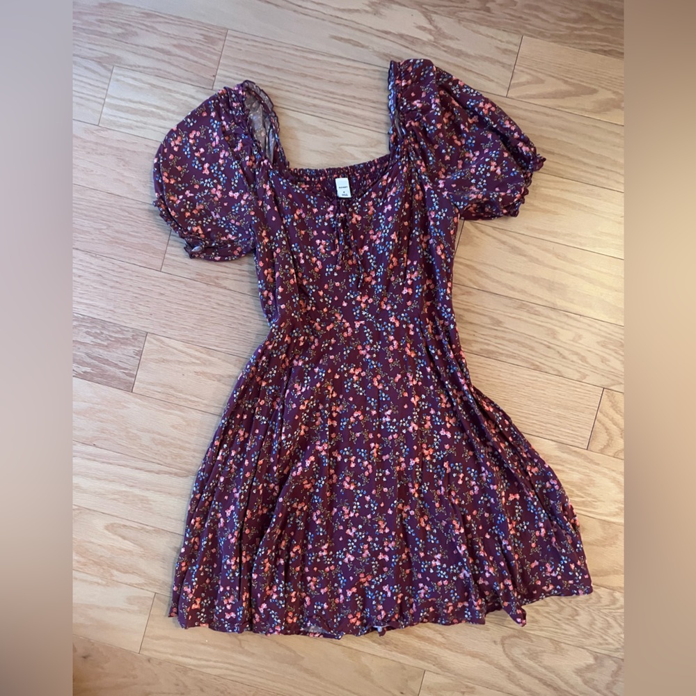 Maroon floral puff sleeve smocked dress